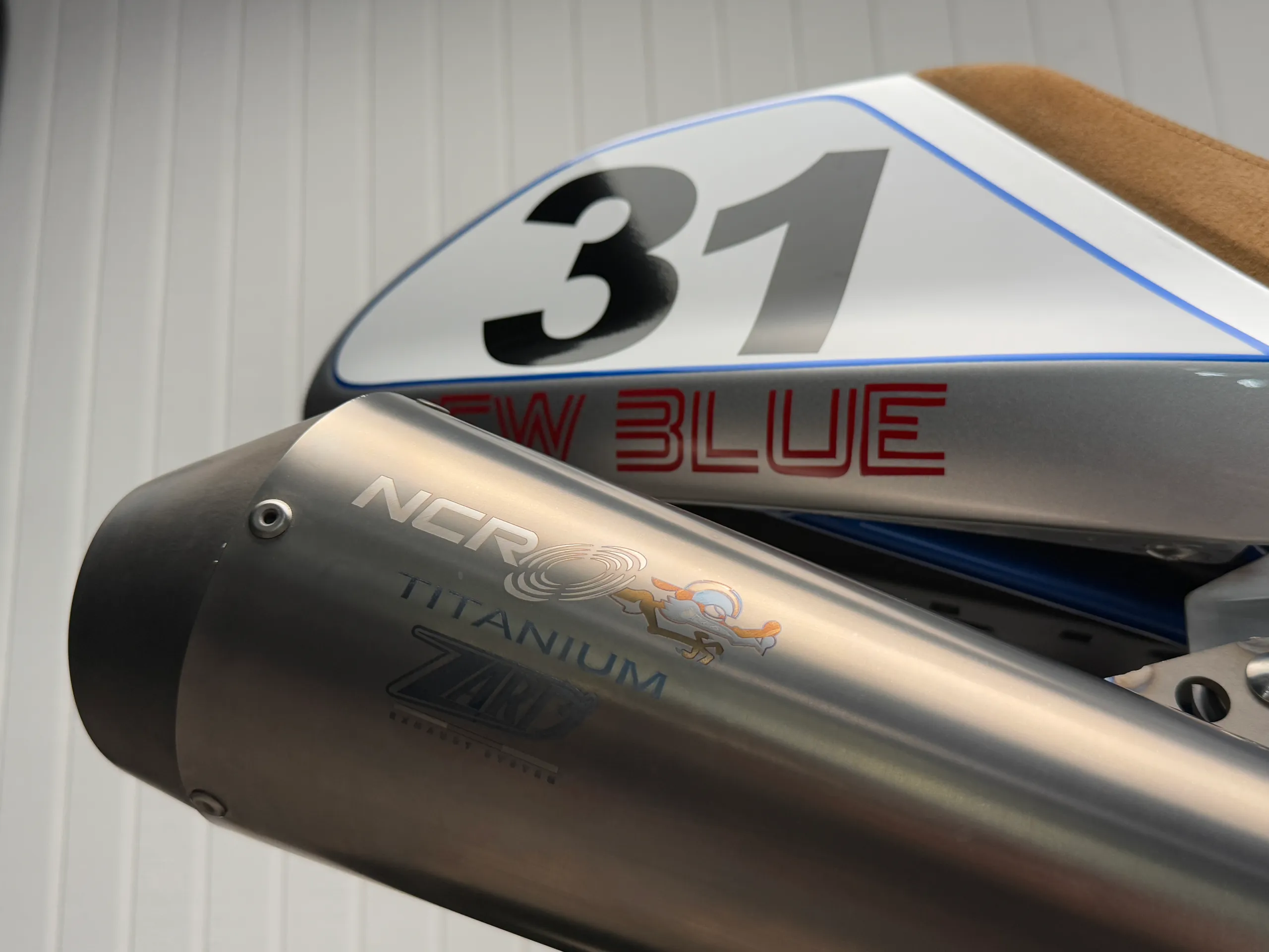 NCR Titanium etching on the Zard exhaust